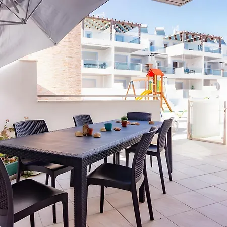 Apartament T2 Numar Manta Rota